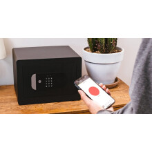 Yale Smart Safe freestanding safe YSS/250/EB1 black