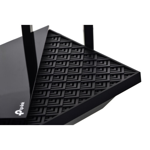 TP-LINK TP-LINK Archer AX72 PRO router