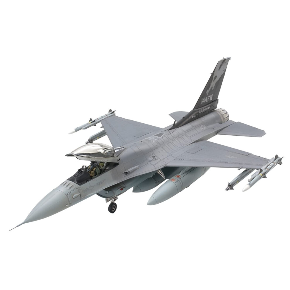 Tamiya Tmytam61101 Lockheed F-16C Falcon (-) (-) Model Kit, Black