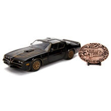 Jada JA30998 Hollywood Rides 1:24 Smokey Firebird with Bandit Belt Buckle