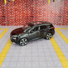 (black)1:32 Nissan Qashqai Alloy Car Model Ornament Collection SUV Off road Vehicle Children's Six door Return