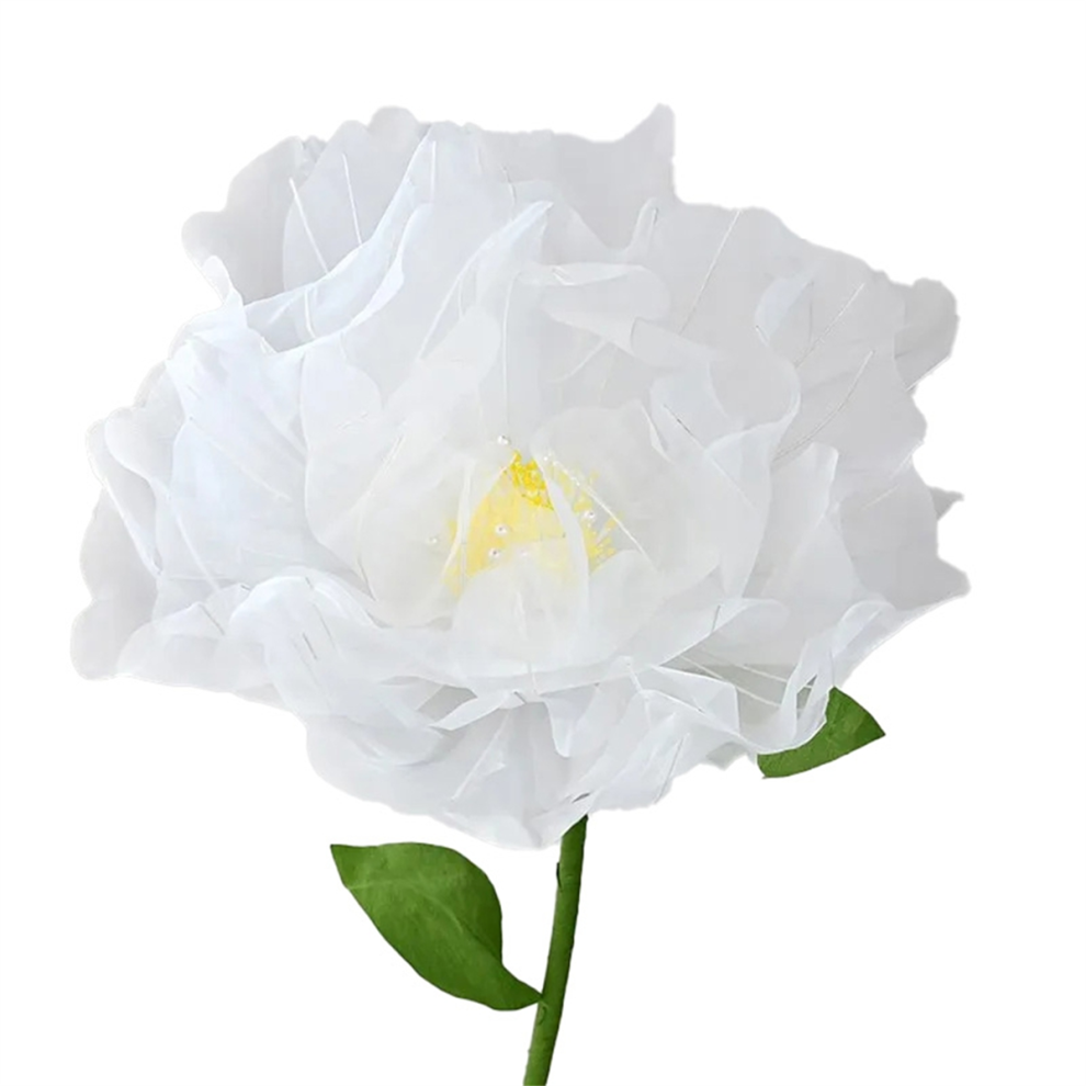 Simulazione Realistica Decorazione Di Fiori Di Seta, Strati Di Petali Mostrano Fiori Finti D