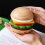 Ξύλινο Ημερολόγιο Γραφείου σε Σχήμα Burger, Χρώμα Ξύλου 4