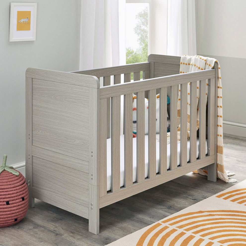 Babymore Caro Mini Cot Bed Grey Wash - Baby Cot Bed With Teething Rail Without Mattress, Convertible To Toddler Bed With 3 Adjustable Mattress Base