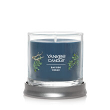 Yankee Candle Bayside Cedru Semnatura parfumata 4.3oz Lumnare de fitilica mica cu un singur fitil peste 20 de ore de ardere