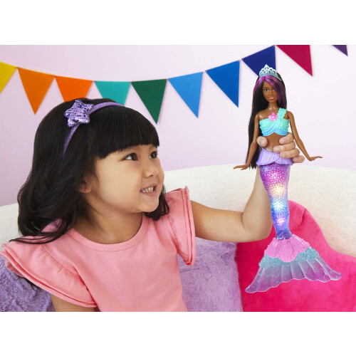 Barbie Κούκλα Barbie Dreamtopia, Γοργόνα με Φωτεινή Ουρά και Πολύχρωμα Σόου 1