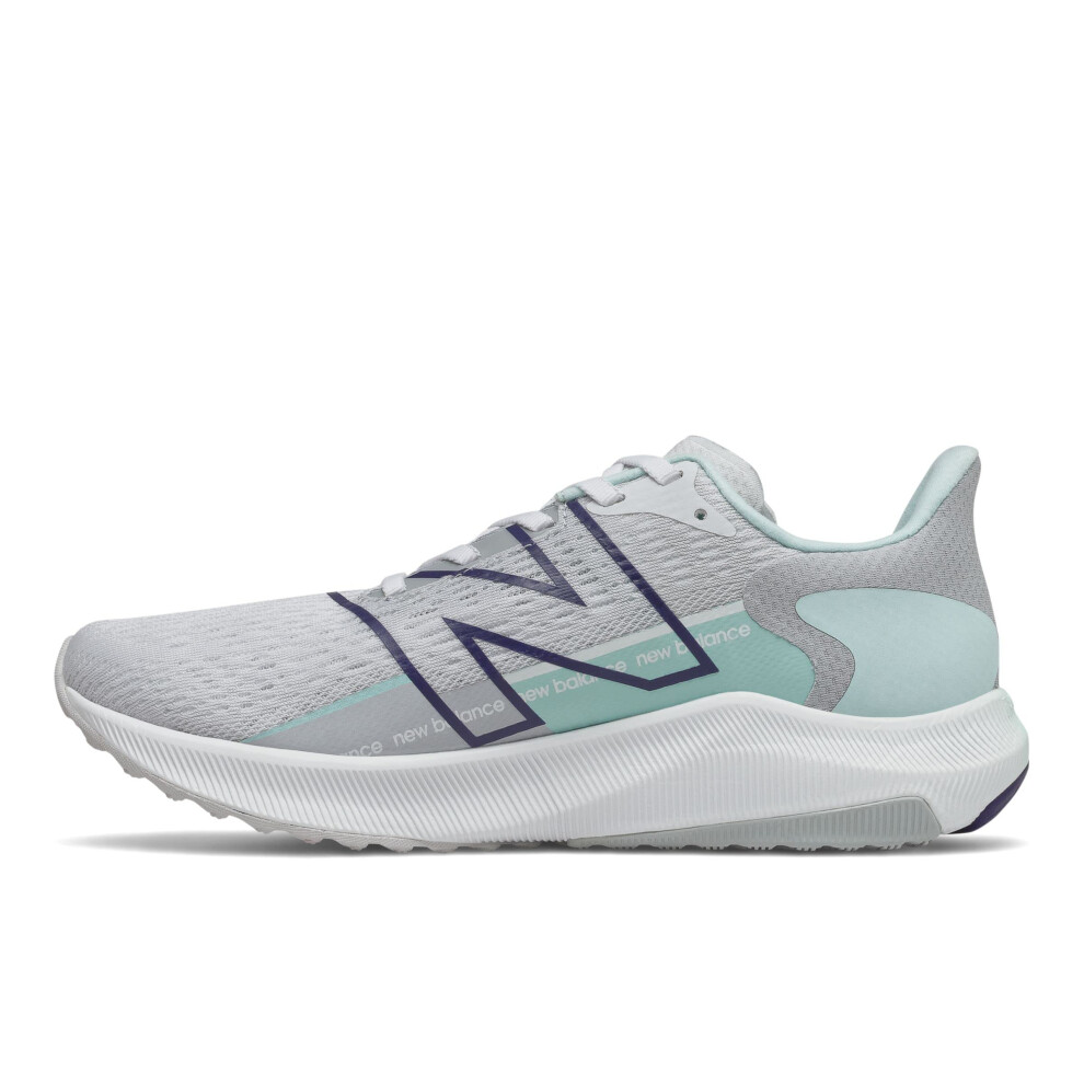New Balance Women's FuelCell Propel V2 Running Shoe  Arctic Fox/White Mint/Light Cyclone  10 Wide