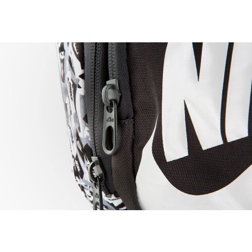 Nike Nike Classic Fuel Pack Lunchtasche, Schwarz mit Grau, Einheitsgr    e 2