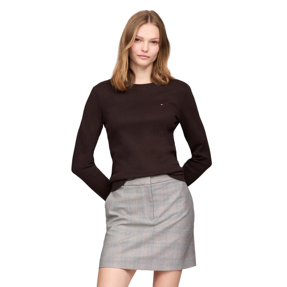 TOMMY HILFIGER Women's Slim Fit Favorite Long Sleeve Crewneck Flag Logo T-Shirt  Chocolate  L