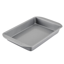 Farberware neprilnav    forma na pecenie / forma na tortu s neprilnav   m povrchom, obdl   nikov    - 9 palcov x 13 palcov, siv