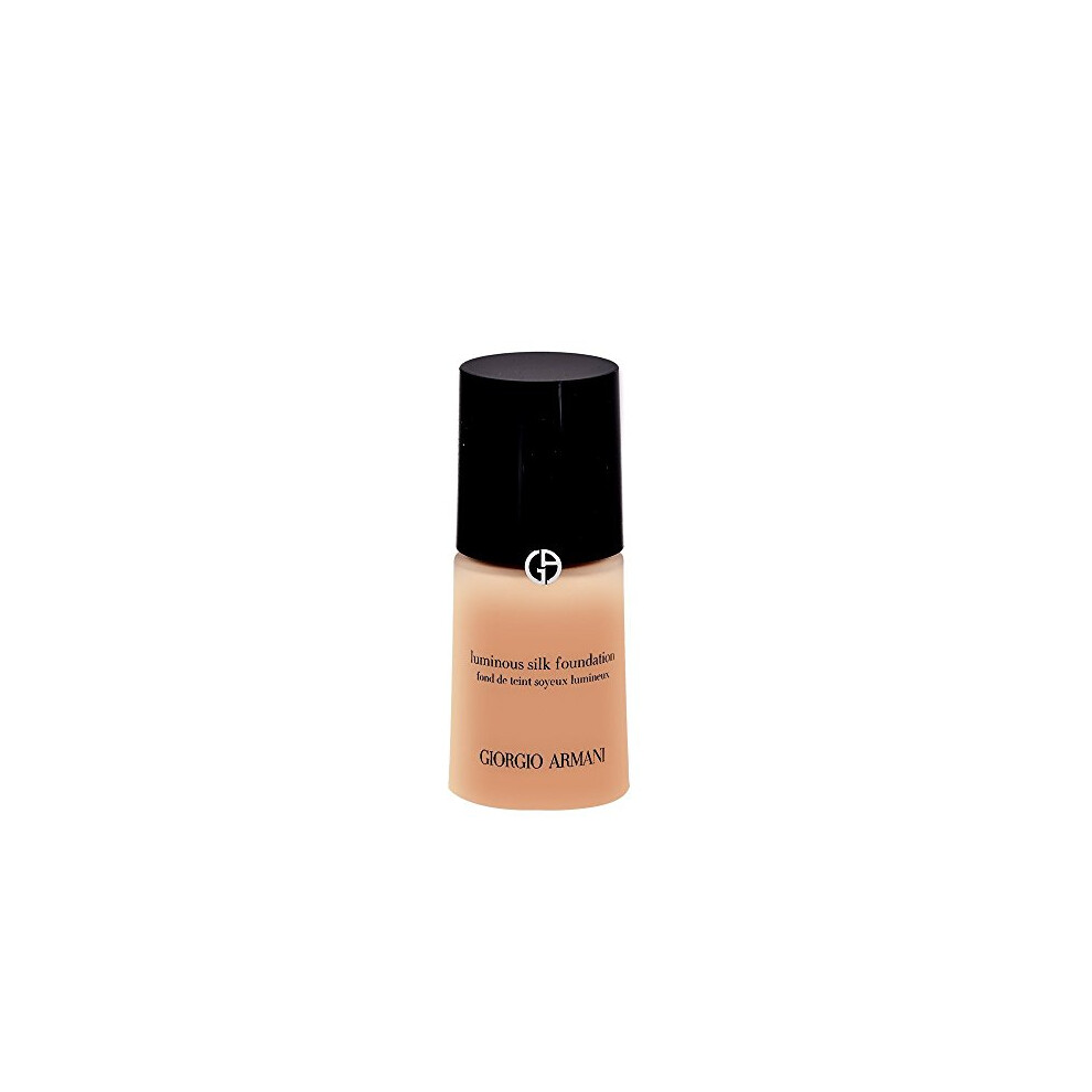 GIORGIO ARMANI Luminous Silk Foundation  No. 5.5 Natural Beige  1 Ounce