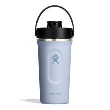 Bottiglia shaker isolata Hydro Flask da 24 once Surf