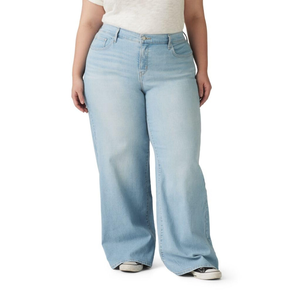 Levi's Women's 318 Shaping Wide-Leg Jeans (Also Available in Plus)  (New) Tall Glass of Water