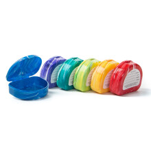 Marmeren houderdoos met label (kleur kan erg zijn)