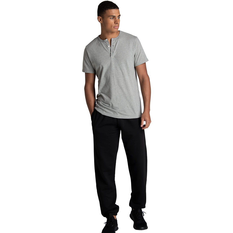 Fruit of the Loom Men's Eversoft Fleece Elastic Bottom Sweatpants with Pockets  Relaxed Fit  Moisture Wicking  Breathable  Black Ink  Small