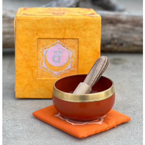 Σετ δώρου DharmaObjects Θιβετιανό Ιερό Τσάκρα Premium Singing Bowl σε μέγεθος παλάμης