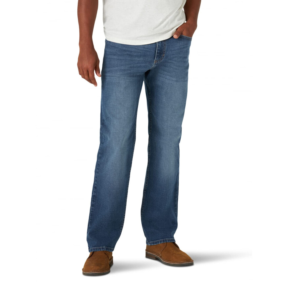 Wrangler Men's Free-to-Stretch Relaxed Fit Jean  Milwaukee  34W x 34L