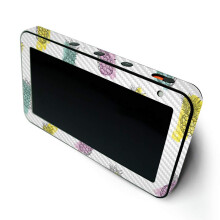 MIGHTY SKINS Custodia in fibra di carbonio MightySkins per Amazon Echo Show 5 (Gen 1 e Gen 2) - Funky Pineapples | Finitura in fibra di carbonio
