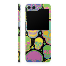 Telefoonhuid compatibel met Samsung Galaxy Z Flip 6 - Candy Skulls - Premium 3M Vinyl Beschermende Wrap Decal Cover - Eenvoudig aan te brengen | Gema