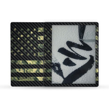 MightySkins Película de Fibra de Carbono para Amazon Kindle Scribe (2022) - Camo Americano | Acabamento Texturizado