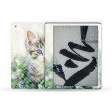 MightySkins Carbon Fiber Skin Compatível com Amazon Kindle Scribe (2022) - Gato de Olhos Azuis