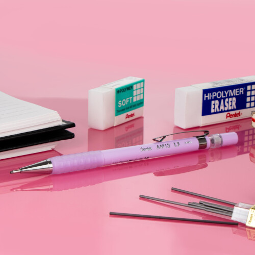 Pentel Lápis Mecânico Pentel Sharp 1.3mm, Traço Extra Grosso, Refil Incluído, Cor Pastel Violeta 2