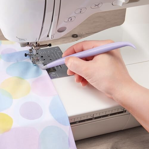Clover Hold it Precision Stiletto Lavender 2