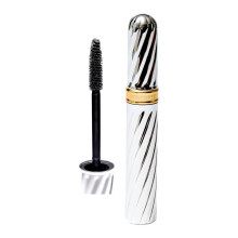 Borghese Superiore State-Of-The-Art Mascara Verdickende, pflegende und verlangernde schwarze Mascara, wisch- und klumpenfrei, geeignet fur empf