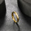 King Will Glory 4 mm chapado en oro High Polished Comfort Fit Dipsten Carbide Ring Boder 9.5 3