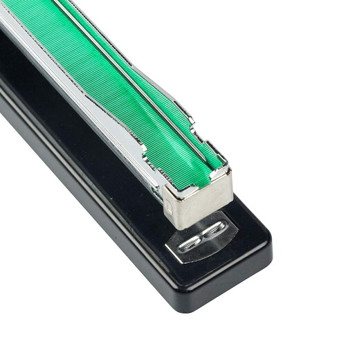 JAM PAPER Bunte Heftklammern in Standardgr      e     Smaragdgr   n     5000/Karton 1