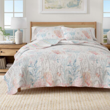 Great Bay Home 2-Piece Twin/Twin XL Microfiber Quilt Set with Shams - Reversible Coastal Print Lightweight Layerable Bedding Set - Nautical Bed