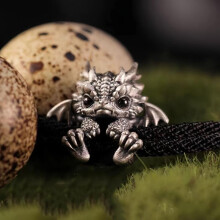 (Schwarz) Elegantes Drachen-Charm-Armband, vielseitig einsetzbar für Freizeitkleidung