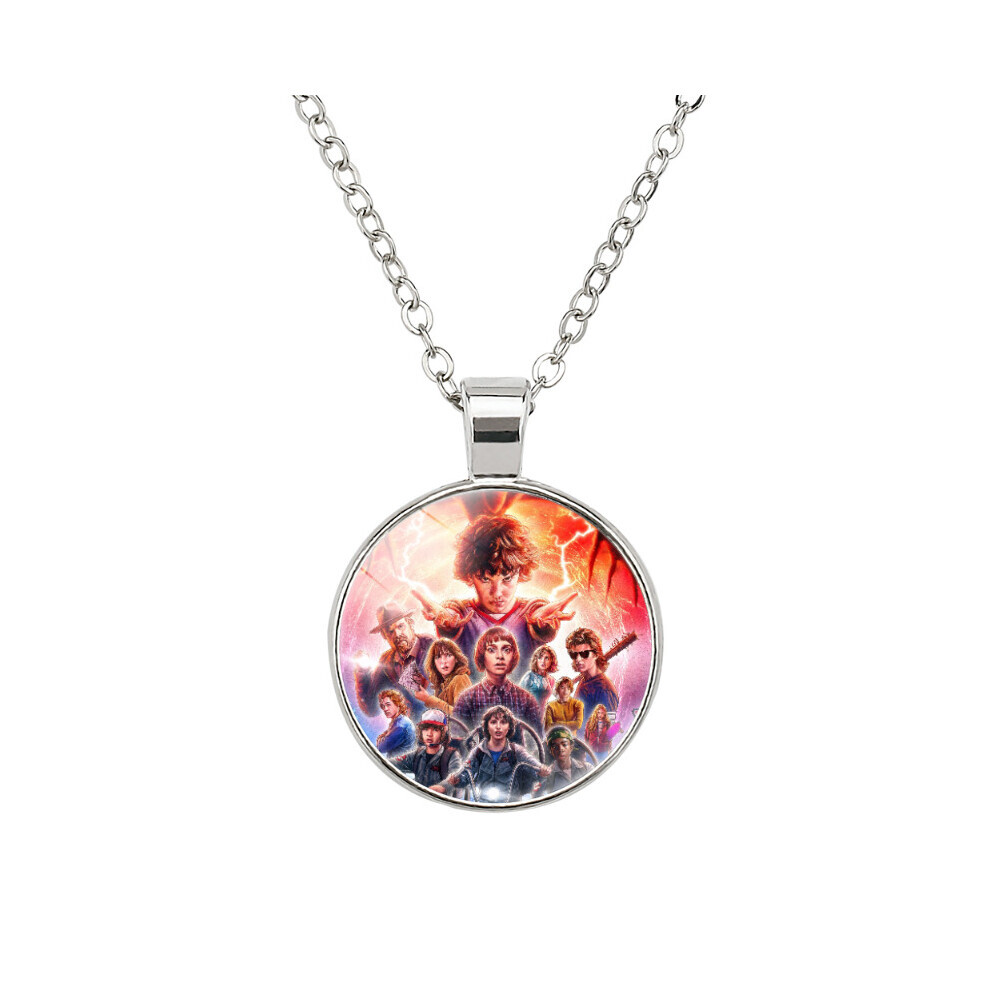 (13) Collier enfant moderne Stranger Things avec pendentif en alliage durable et chaîne croisée