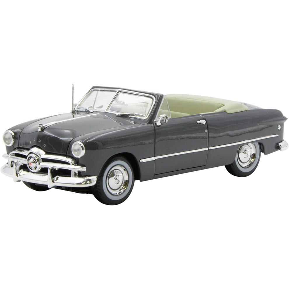 Ford Cabriolet Grise De 1949 - Maisto 31682 - Mod Le R Duit De Voiture Moul Sous Pression L' Chelle 1/18-image