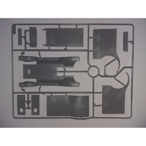 ICM 24008 Modellbausatz 1912 T-Light Lieferwagen 1
