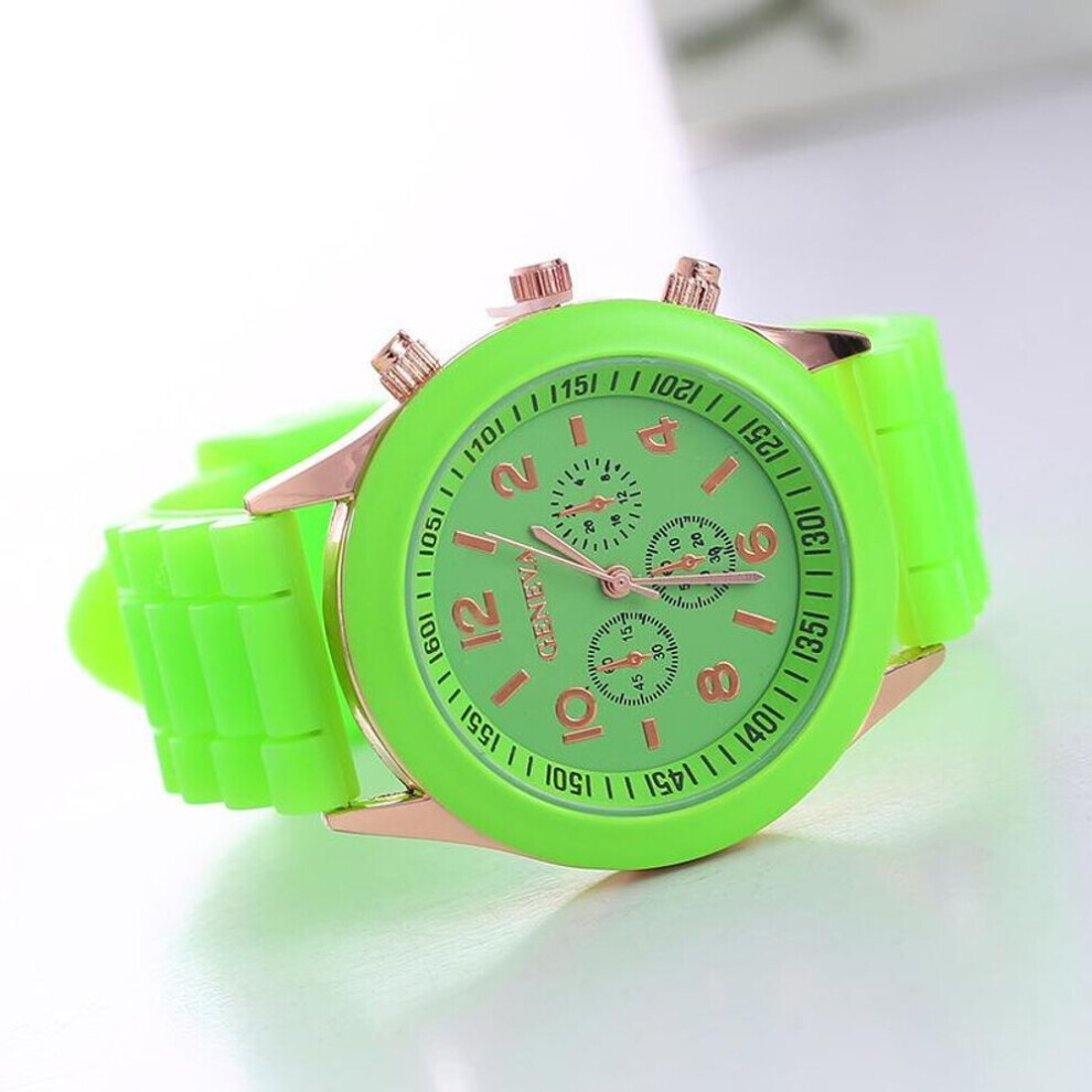 Montre en silicone pour femme (verte) pour garçons Jelly Quartz Unisexe Geneva Girls Watch