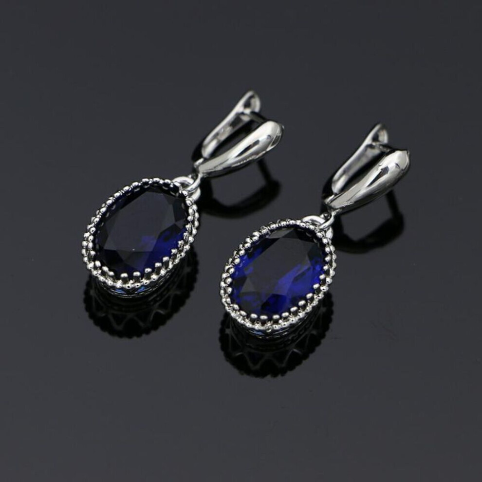 Boucles d'oreilles pendantes ovales en pierres violettes (bleues) - Couleur argent - pour femme