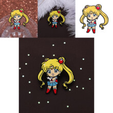 Japanse betoverende anime prinses nachtjurk broche schattige cartoon metalen badge