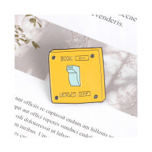 Creatieve geometrische gele cartoon schakelaar socket broche voor unieke stijlaccessoires