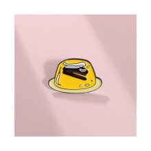 Heerlijke gele pudding cartoon broche opvallende metalen badge veelzijdige mode pin