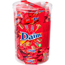 Daim - Bonbons au Chocolat au Lait et ?clats de Caramel - Emballages individuels - Tubo de 2,5 kg (390 Bonbons)