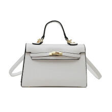 (White) Carrie bag shoulder bag crossbody bag