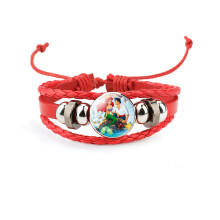 (34401106) Stijlvolle rood leren meerlaagse armband voor kinderen met schattige zeemeermincartoon