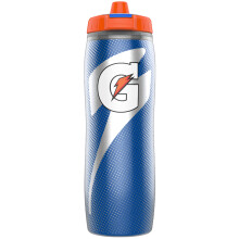 Botella exprimible con aislamiento Gatorade azul de 30 oz