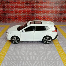 (WEISS) 1:32 Nissan Qashqai Legierung Automodell Ornament Collection SUV Geländewagen Sechstürige Kinderrückgabe