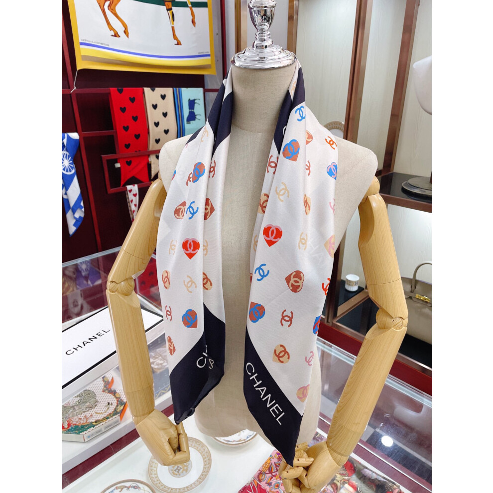 Chanel Fashionable Women'S Silk Scarves, Summer Silk Scarf, Lightweight Printed Shawls, Gift For Women（Size:90x90Cm）