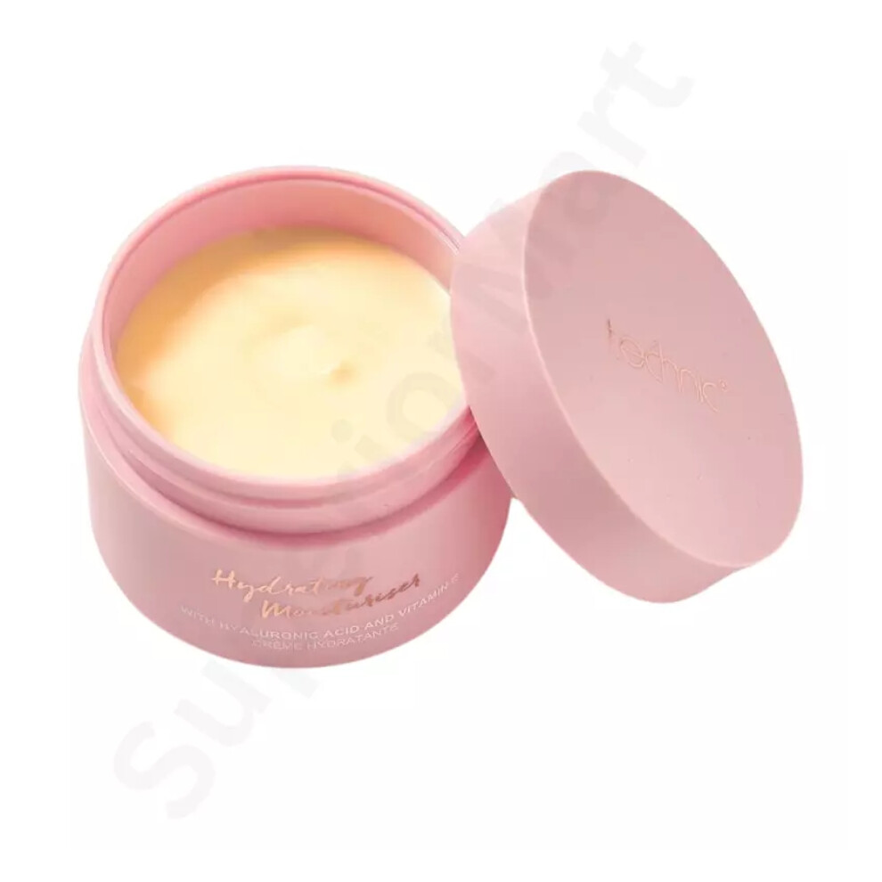 Technic Hydrating Moisturiser with Hyaluronic Acid & Vitamin E