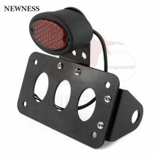 (Set nero e rosso) Supporto per targa per moto, montaggio laterale, fanale posteriore ovale a LED, verticale