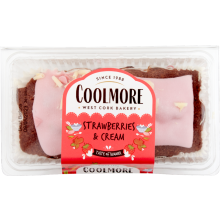 Coolmore Strawberries & Cream Cake 380G