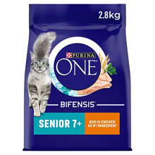 Purina ONE 7+ Dry Cat Food Rich in Chicken 2.8kg, Pack of 4